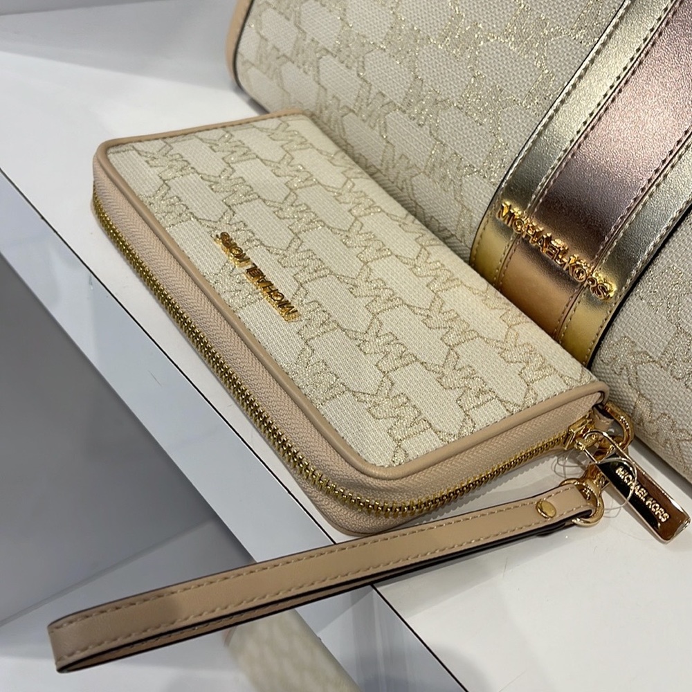 Michael Kors Jet Set Travel Large Phone Case Wristlet Wallet MK Natural Multi - Picture 5 of 16